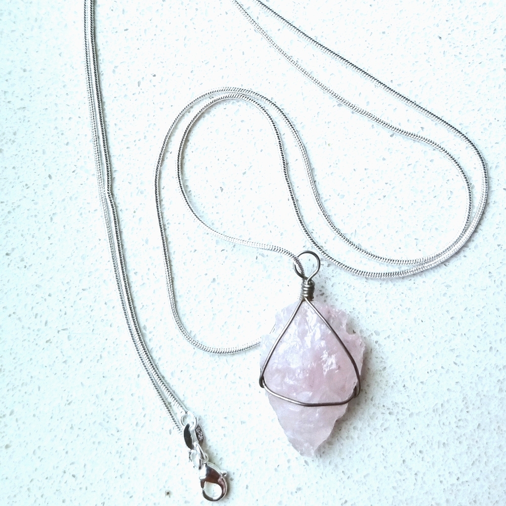 Rose Quartz Crys Arrowhead Necklace 28" Silver Chn
